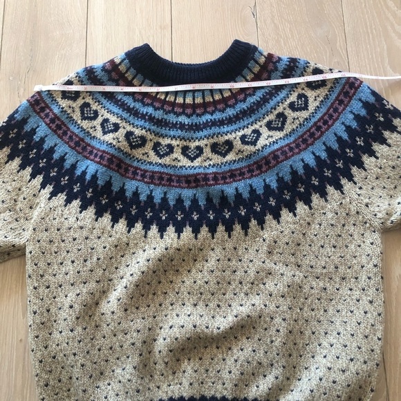 Woolrich Vintage 80s Fair Isle Heart Jacquard Knit Sweater in Oatmeal & Navy - Picture 2 of 10